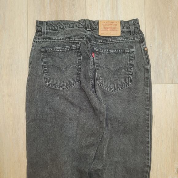 Vintage 90s Levi's 551 Jeans 32 Waist Made in USA Faded Black Mom Jean High Rise - Picture 4 of 7